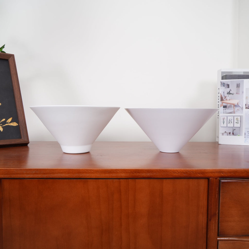 AstraVex vintagependellampa i glas — vit elegant innerskärm