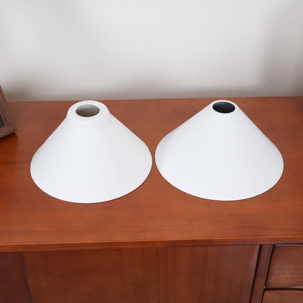 AstraVex vintagependellampa i glas — vit elegant innerskärm