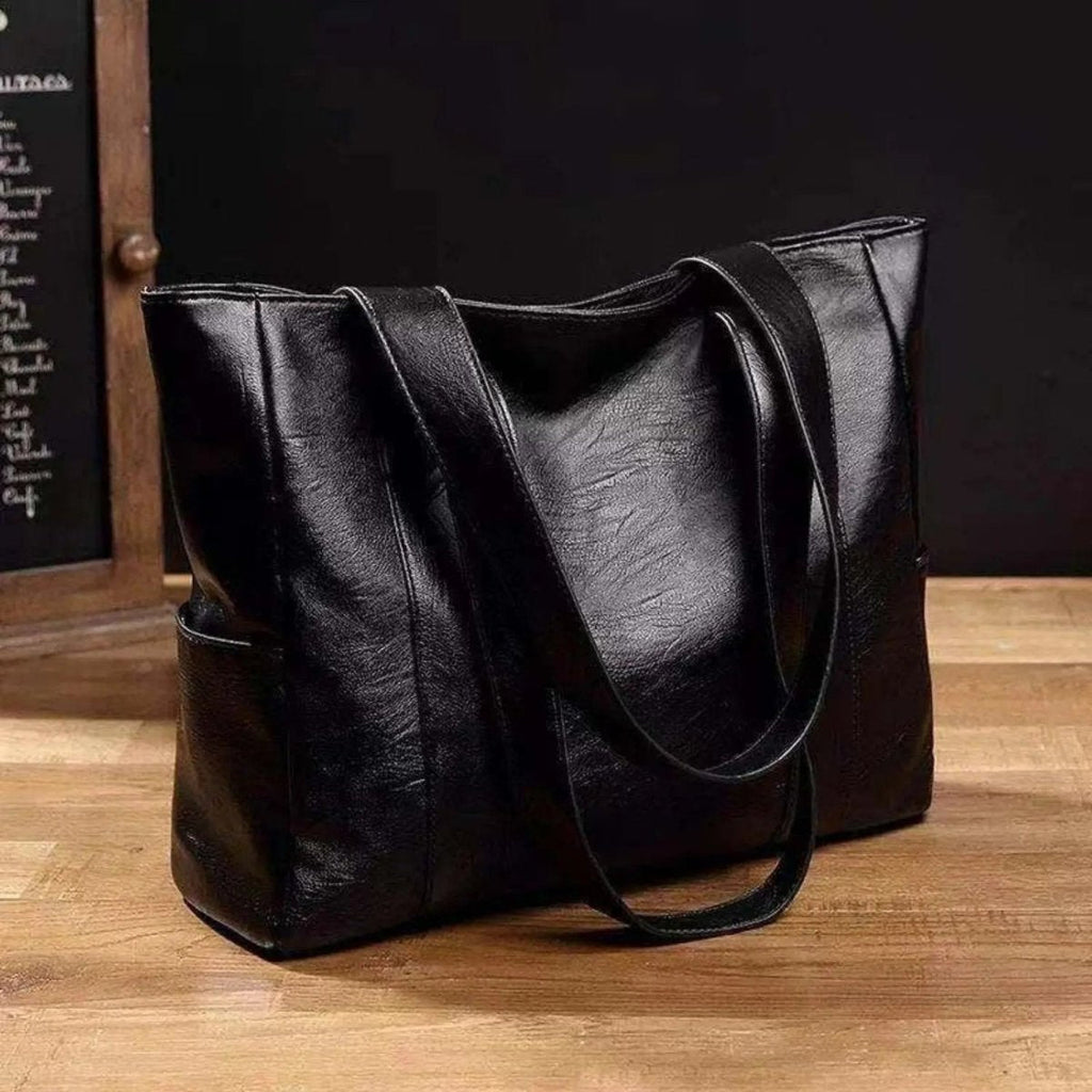 Leather Shoulder Bag – Retro Elegant Smooth Surface & Vintage Style | Filindra