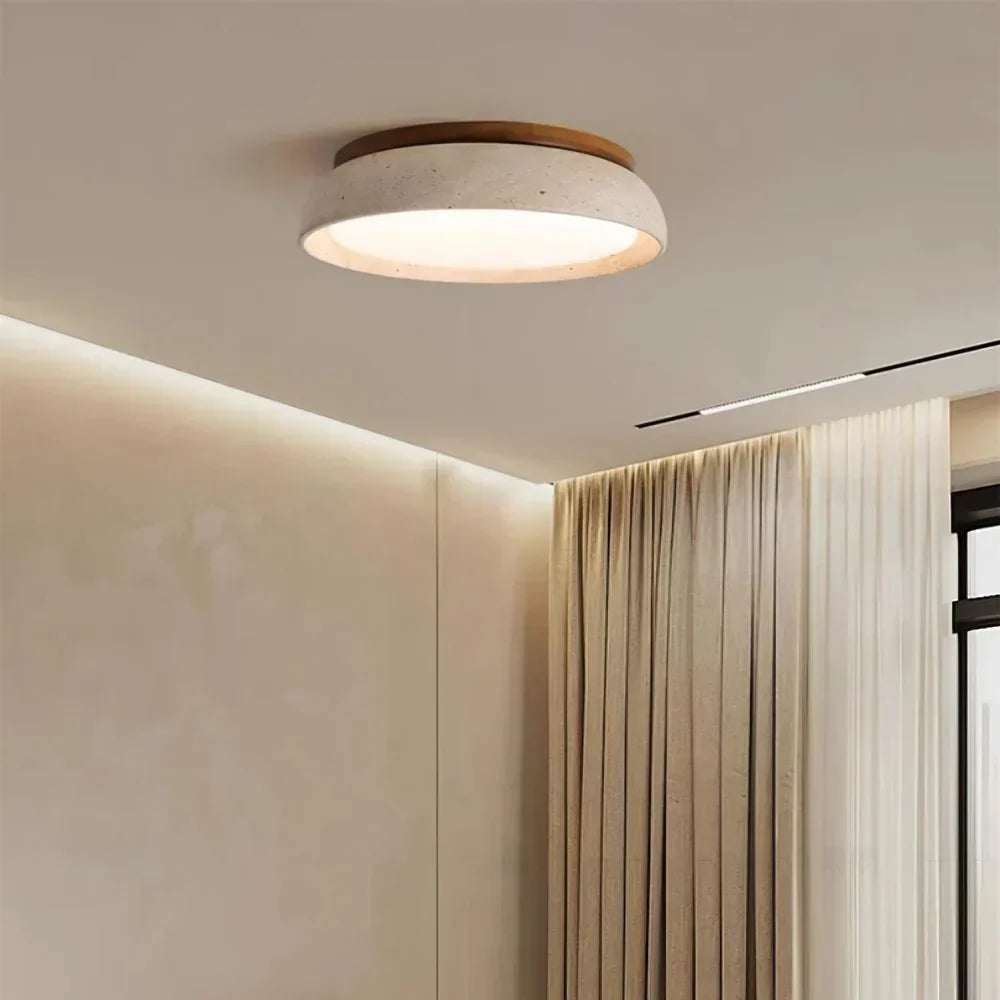 Candeeiro de teto redondo em travertino — luz LED quente difusa