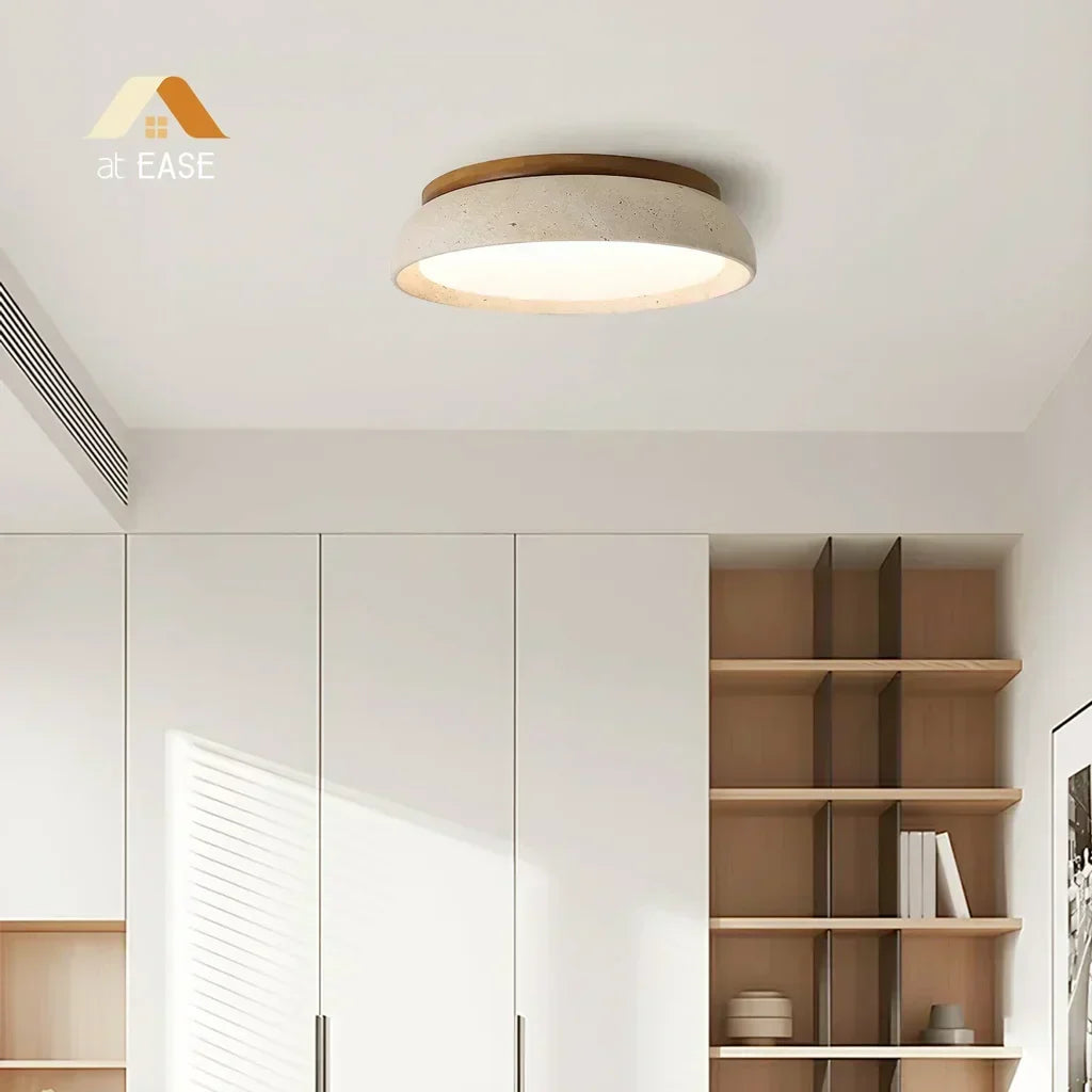 Candeeiro de teto redondo em travertino — luz LED quente difusa