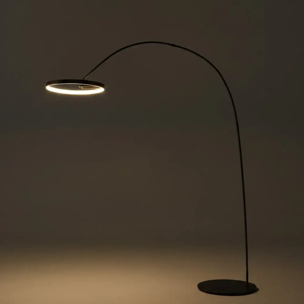 Moderne rund gulvlampe – minimalistisk svart metall for stue - Flindria