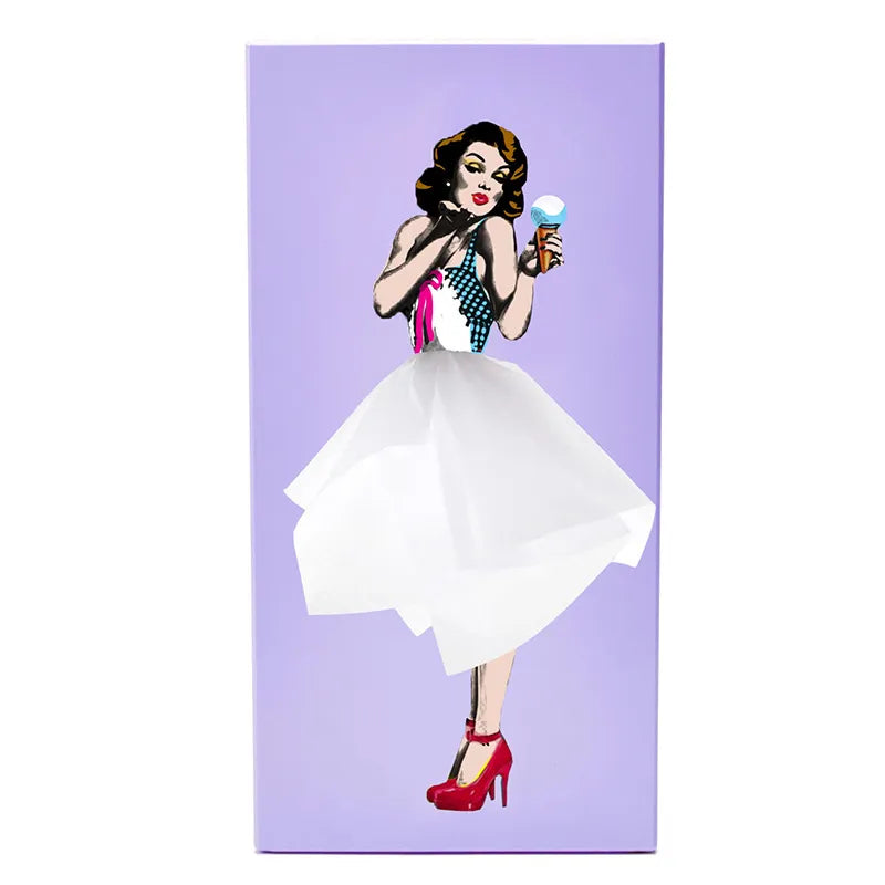 Drewniane pudełko na chusteczki Kevara Keepsake — wzory sukienek w stylu vintage pin-up