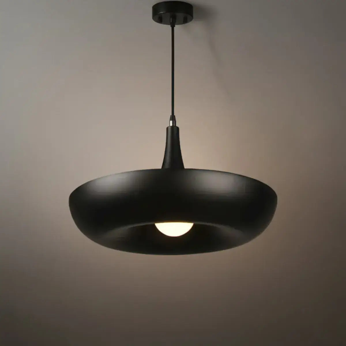 Natural Black/White/Green Bowled Pendant Light – Metal Design for Dining Room - Flindria