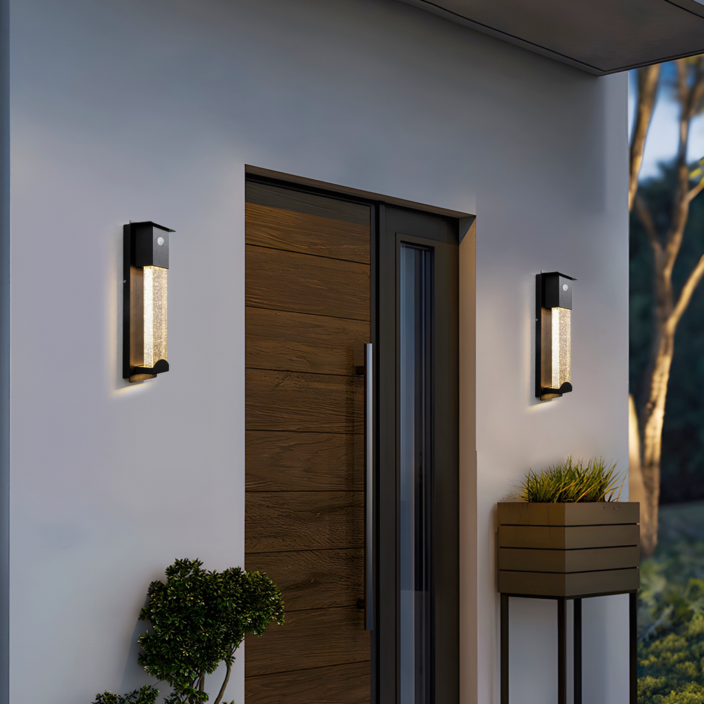 Modern Rectangle Outdoor Wall Lamp - Black Metal/Acrylic for Patio - Flindria