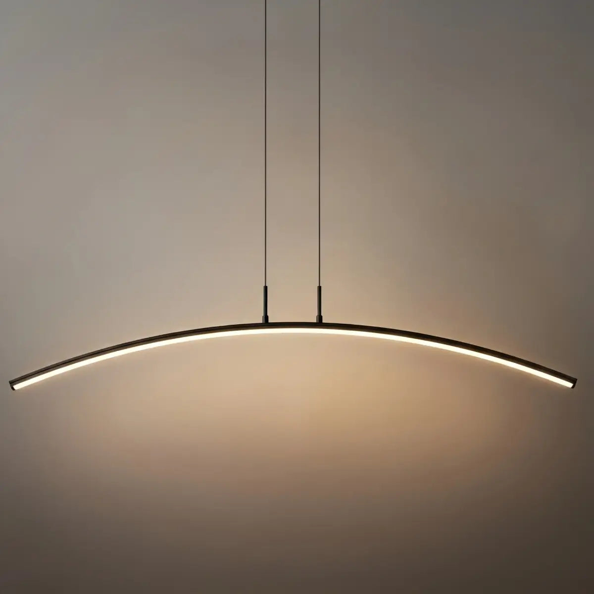 Minimalist Linear Pendant Light — Black & White Curved Metal for Dining Room - Flindria