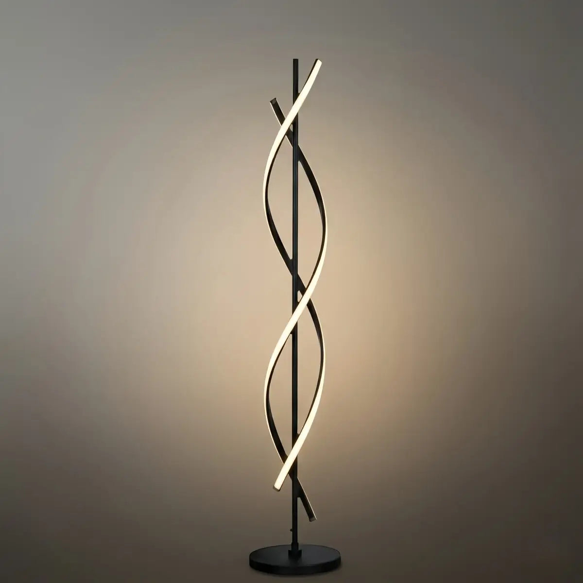 Modern Black & White Floor Lamp - Streamlined Metal Design for Living Room - Flindria