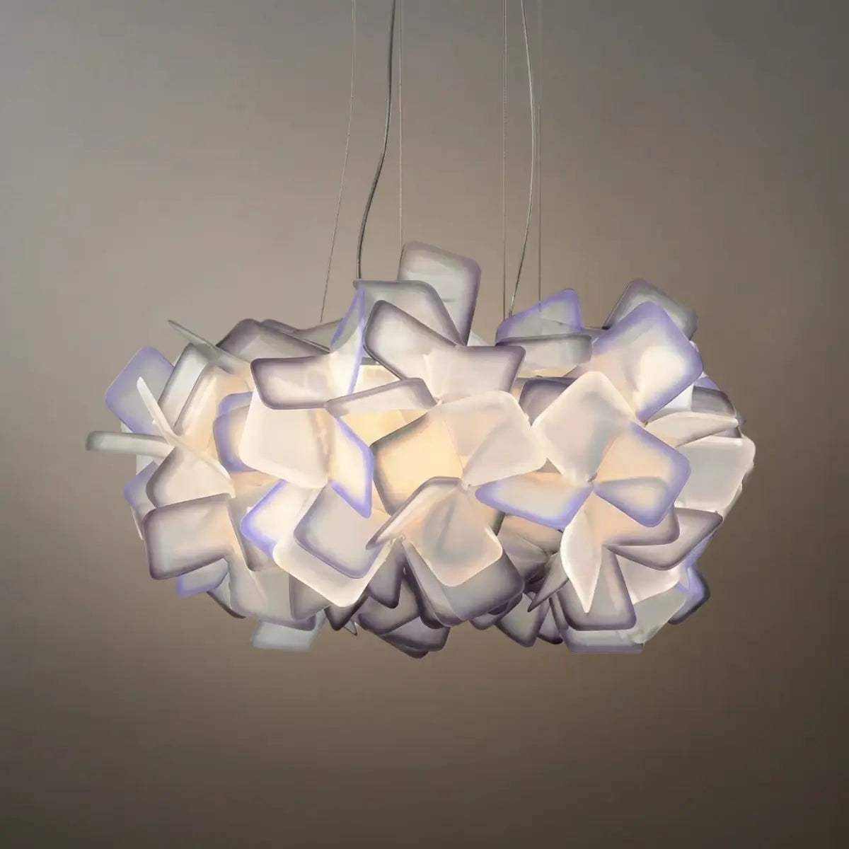 Art Deco Modern Multicolor Decorative Flower Acrylic Pendant Light - Flindria