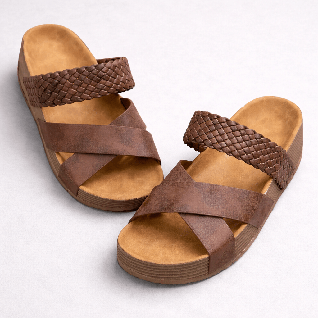 Orthopädische Damen-Keilsandalen - geflochtene Kreuzriemen, verstellbare Passform, gepolsterte Plattform im Inneren
