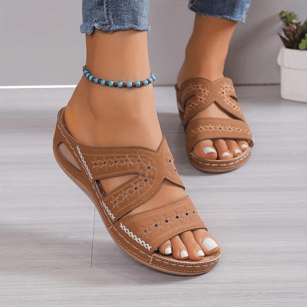 Orthopädische Sommerschuhe für Damen – individuell anpassbares Komfortfußbett, vollständig verstellbare Größe