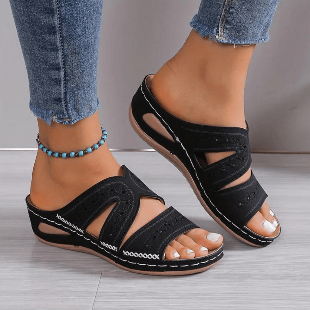 Orthopädische Sommerschuhe für Damen – individuell anpassbares Komfortfußbett, vollständig verstellbare Größe