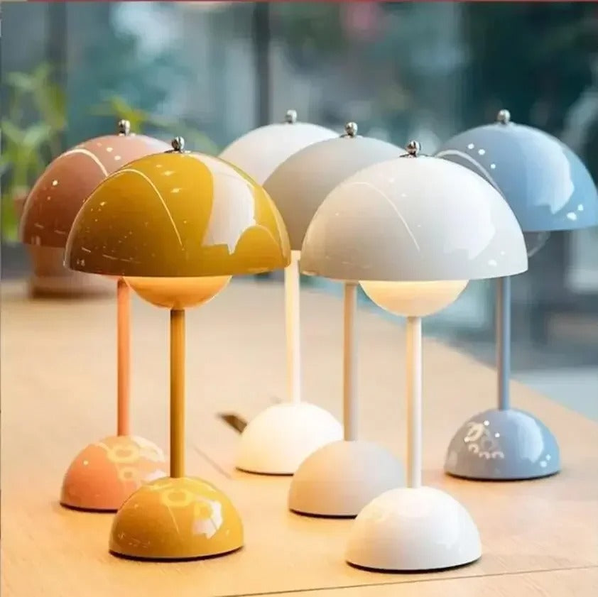 Lampe de table nordique en forme de champignon avec LED — Éclairage sans fil rechargeable
