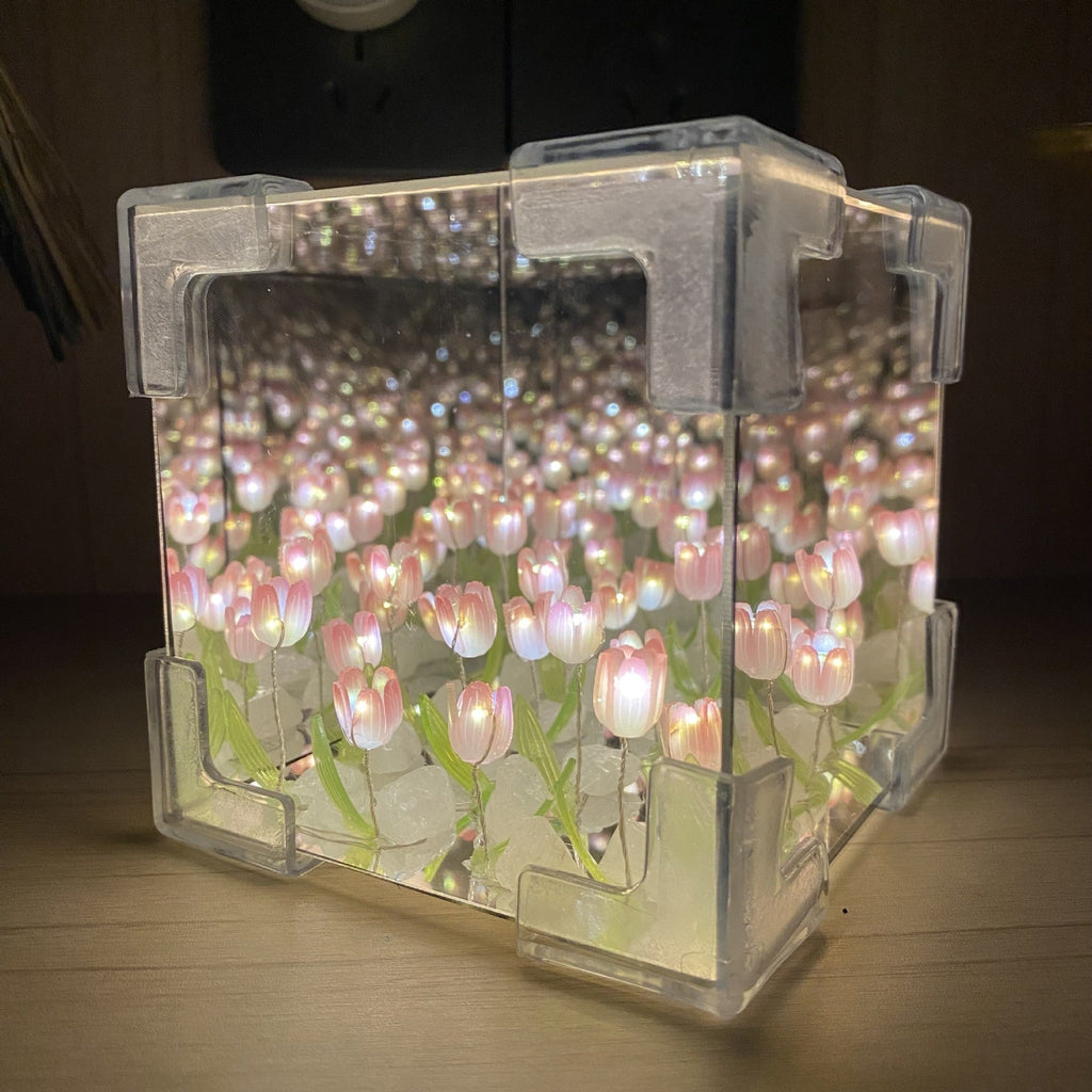 WeCool DIY Infinity Bloom Tulip Lamp — Mirrored Light 🌷