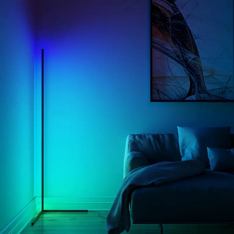 مصباح أرضي RGB من رينو — إضاءة محيطية ملونة قائمة