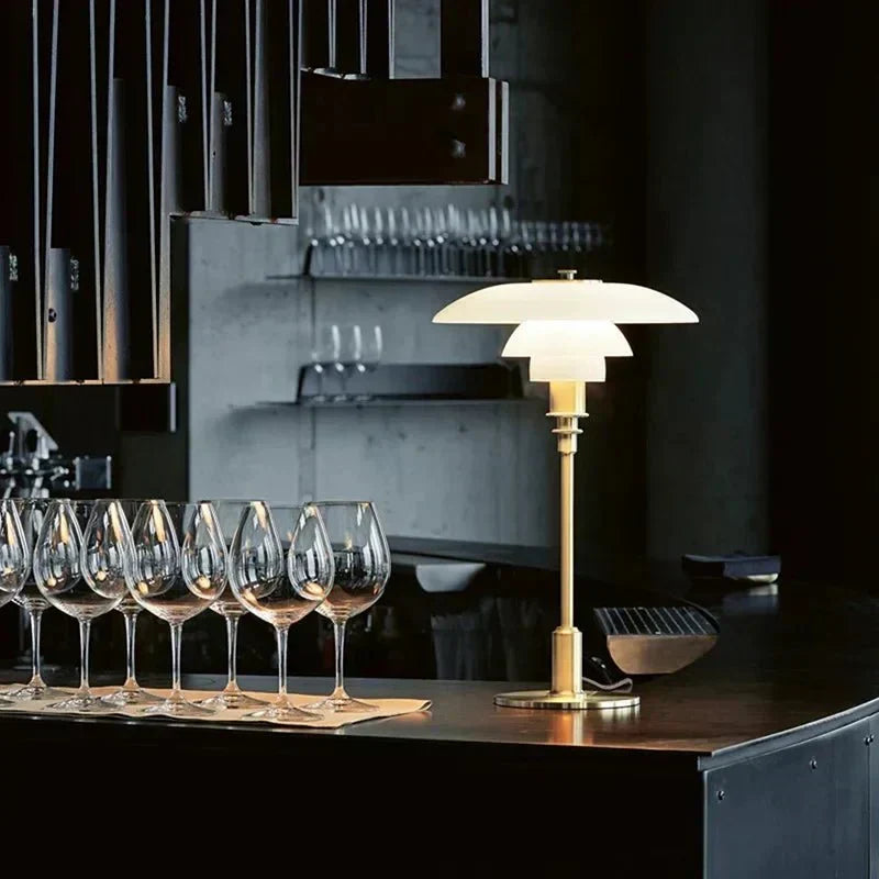 Lampe de bureau Art déco Aimon — éclairage d’accent géométrique