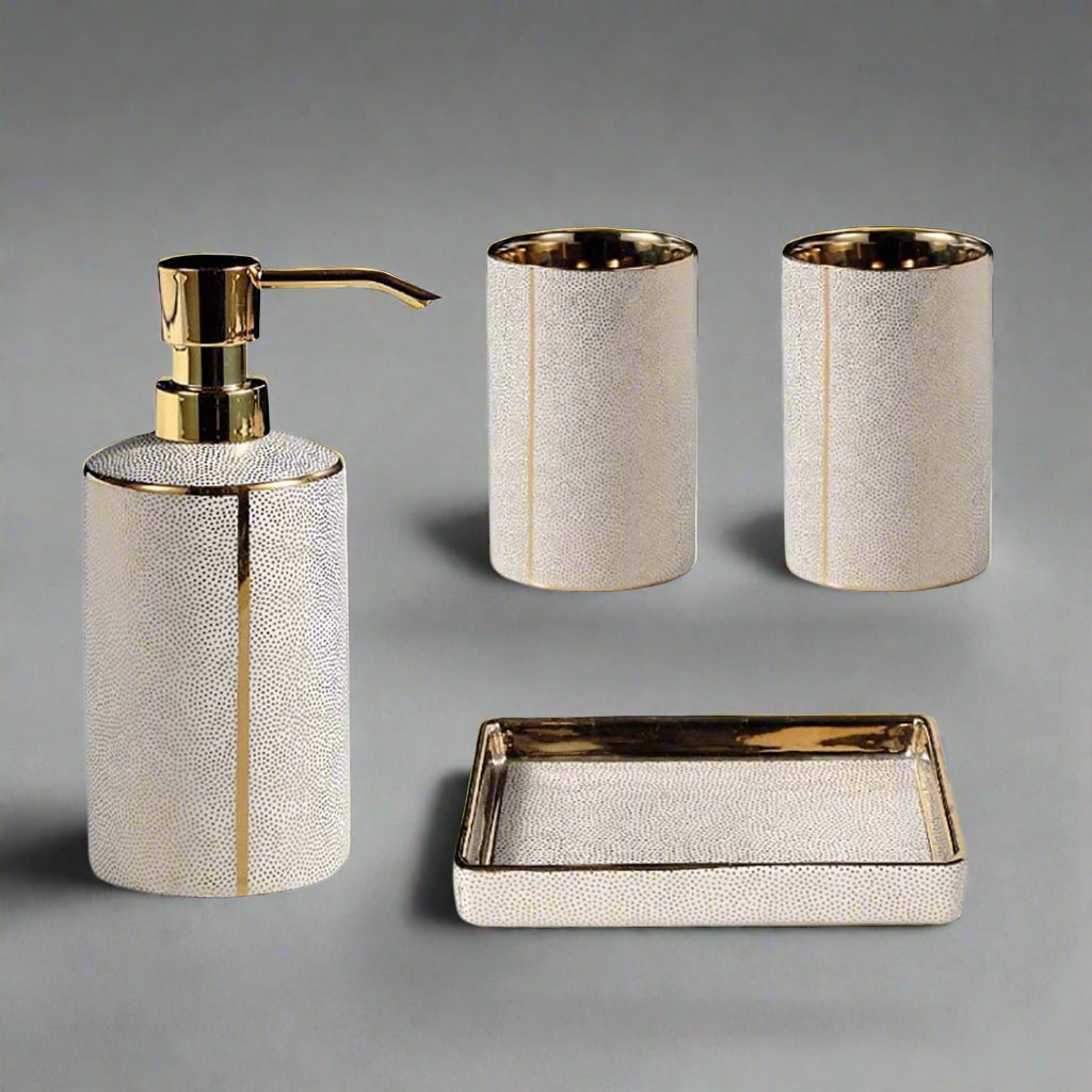 Armani Badaccessoire-Set - Moderner, eleganter Stil