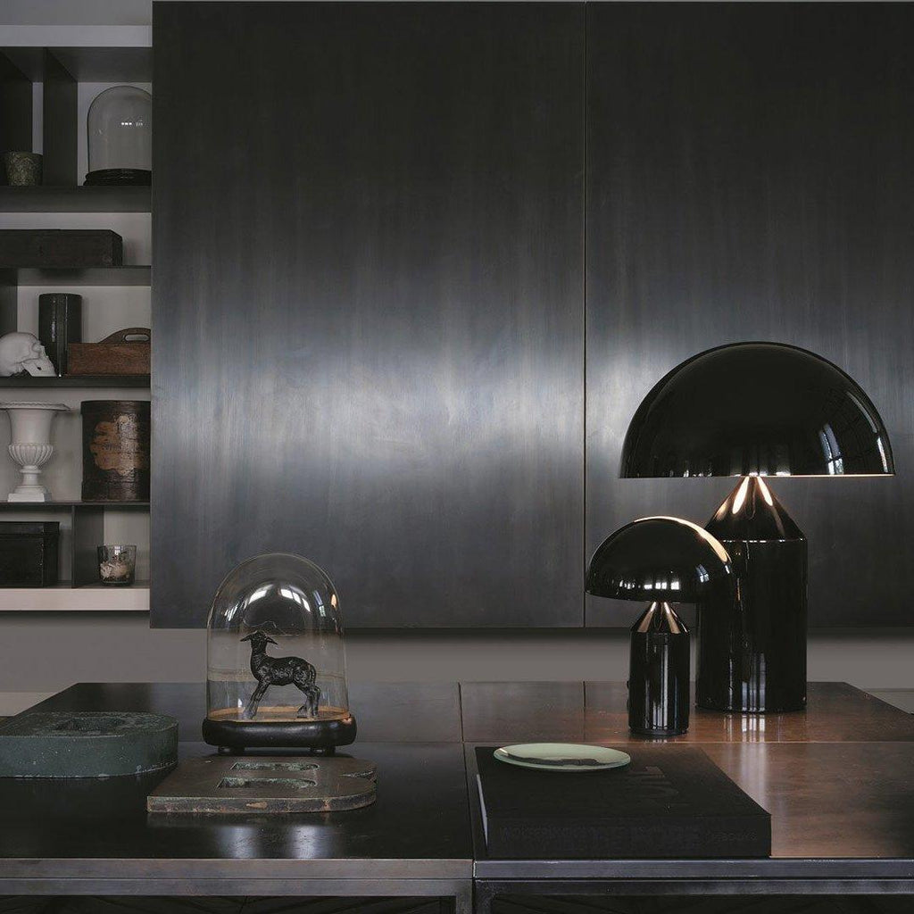Atollo geometrisk bordslampa i metall - ikonisk italiensk design