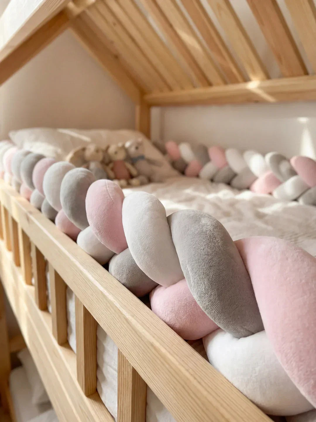 Terracotta Braided Velvet Baby Bed Bumper — Plush Crib Edge Cushion