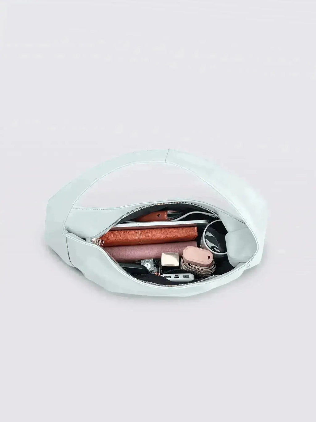 Timeless Bucket Shape Handbag — Structured Design, Spacious Interior