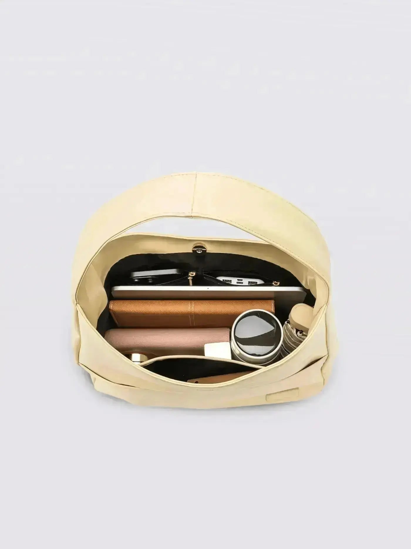 Timeless Bucket Shape Handbag — Structured Design, Spacious Interior