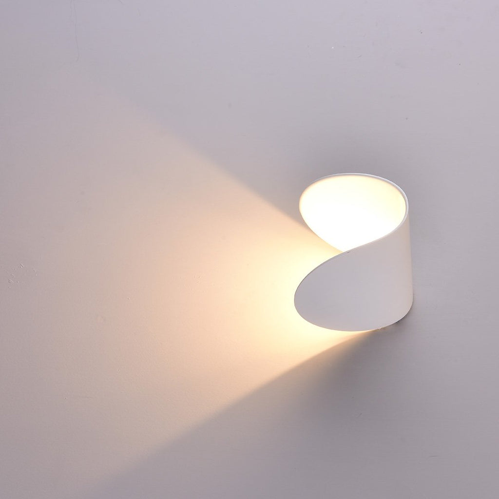 SolaraGlow 拡散型ウォームウォールライト — 16.5 cm x 10.5 cm
