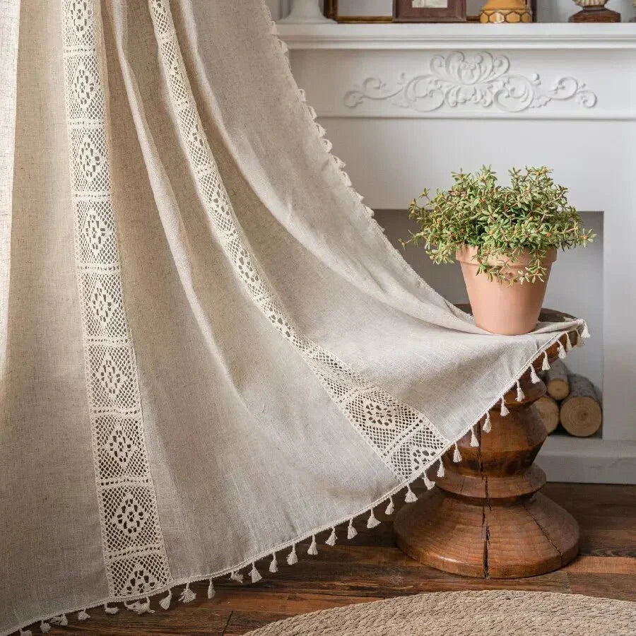 BOHO BREEZE Minimalistischer Vorhang mit handgenähter Spitze