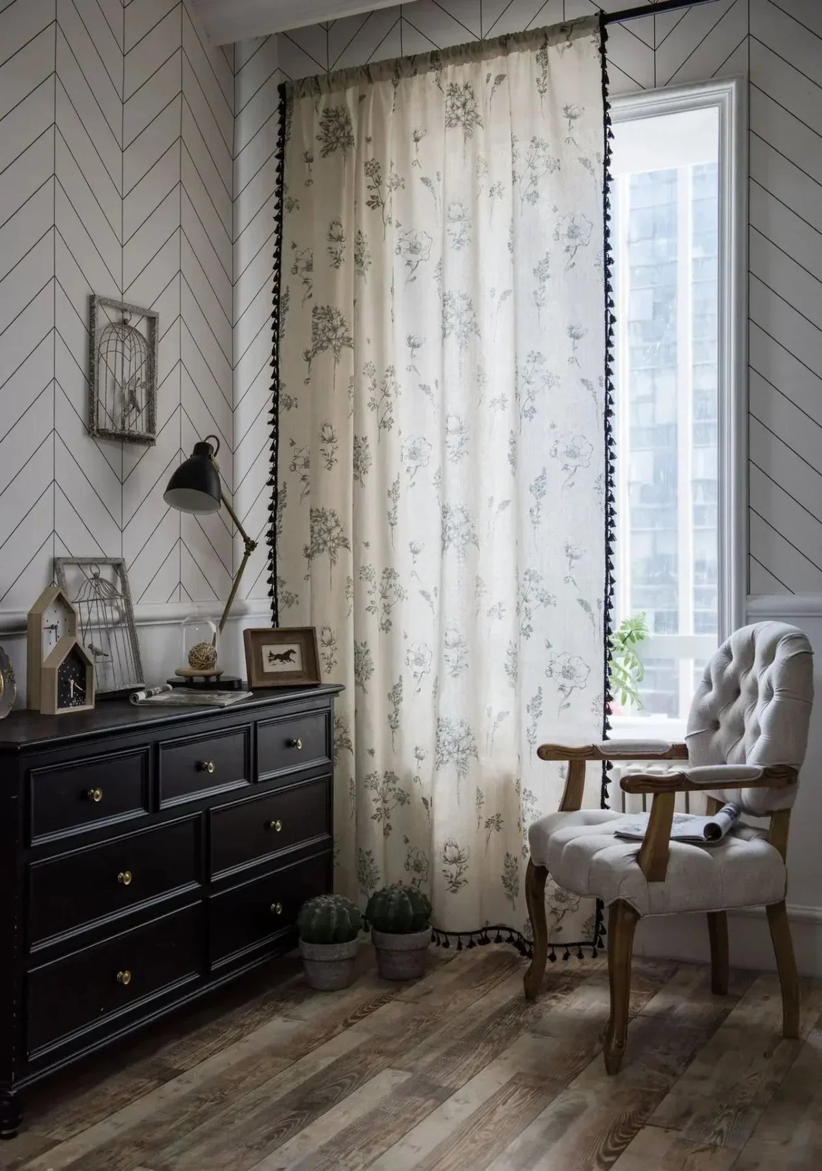 BOHO BREEZE Minimalistischer Vorhang mit handgenähter Spitze