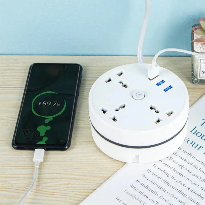 Intelligente Steckdosenleiste mit EU-Stecker — schnelles USB-Laden