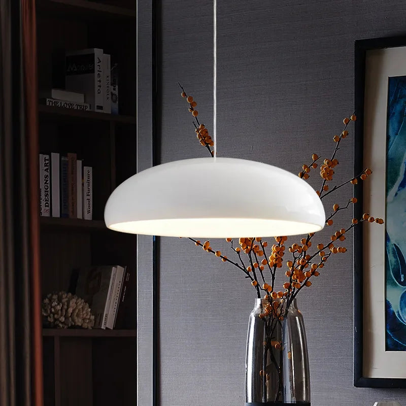 Candeeiro suspenso MidnightSunburst — Design cintilante de inspiração nórdica