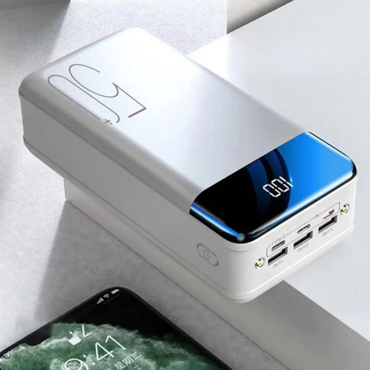 Powerbank mit 100,000mAh — Schnellladegerät mit ultrahoher Kapazität für Geräte