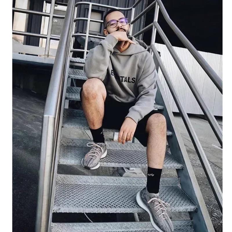 Essential-Hoodie – Bestseller 2026 aus weichem Sweatstoff
