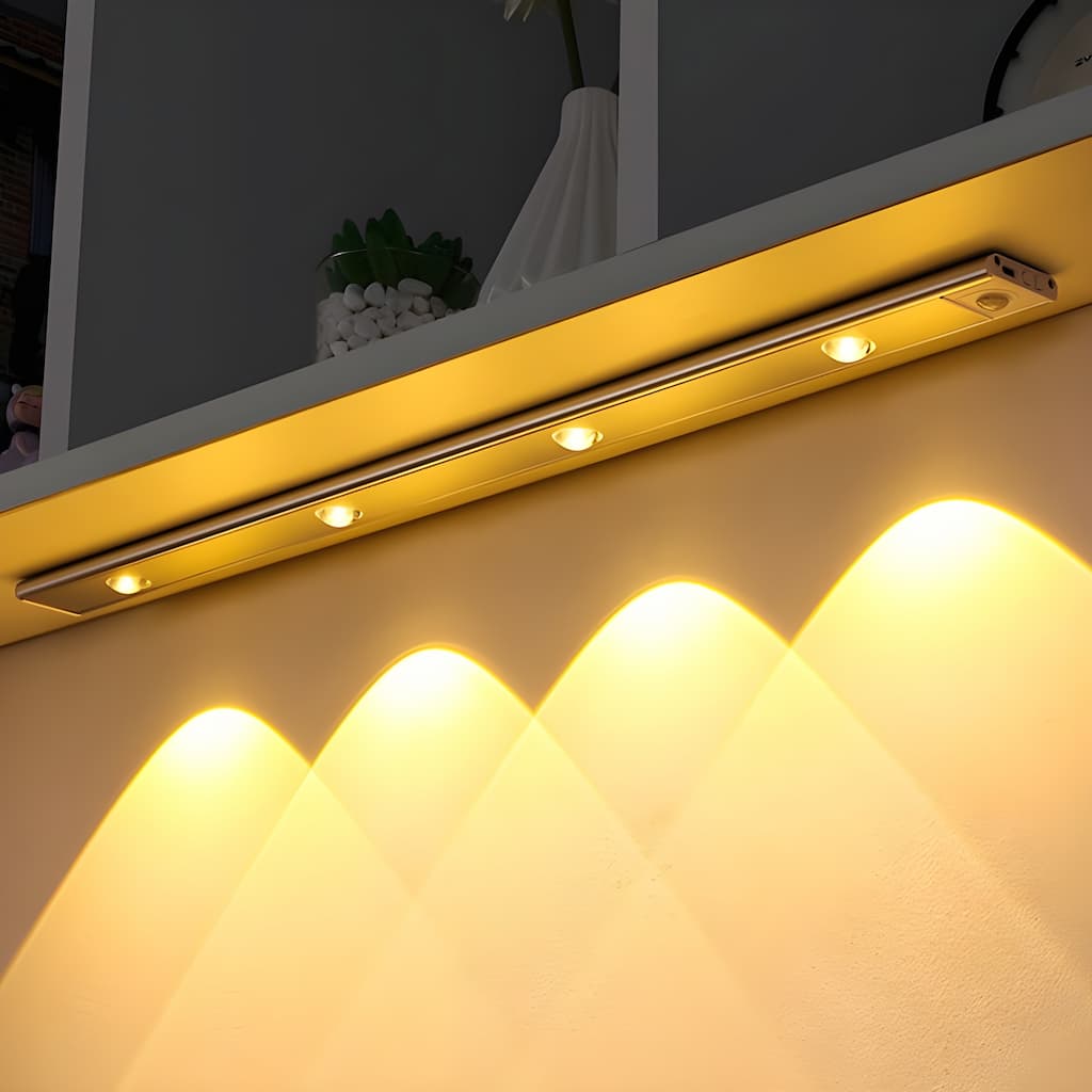 Luminaire LED connecté sans fil — Lampe à détecteur de mouvement