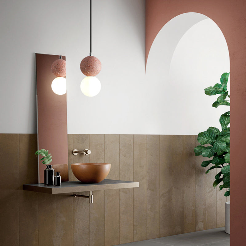 Suspensions LED en forme de globe Valentina — verre noir et blanc