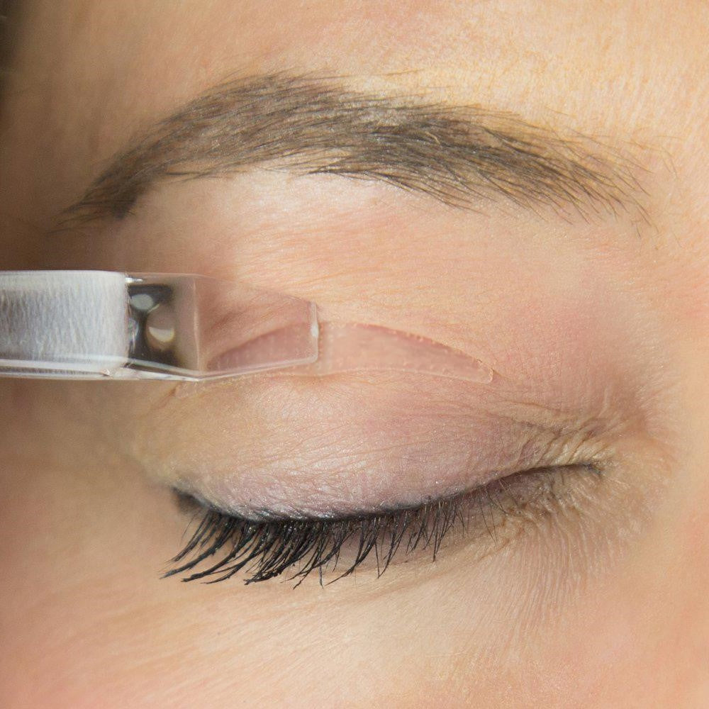 Anti-Aging Eyelid Tape (Contains 100 Strips) | Filindra