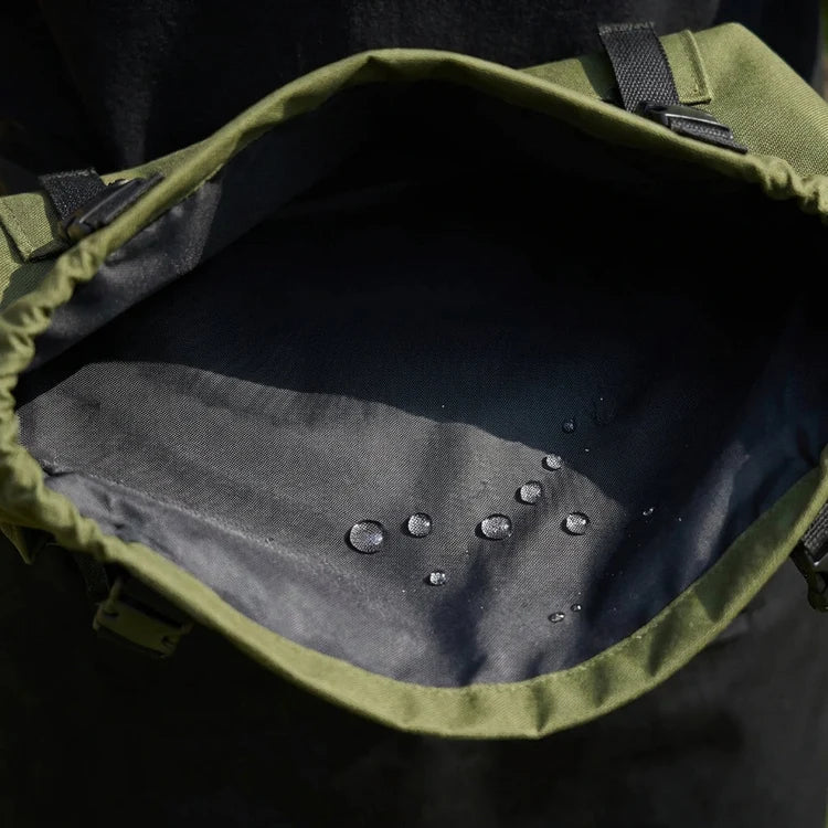 Garden Harvest Apron — Collection Pockets, Quick-Release Bottom Opening