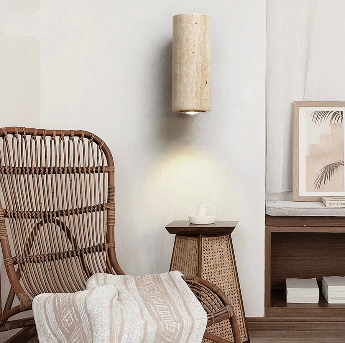 Lámpara de pared NYRA London de travertino negro — Diseño inspirado en Roma
