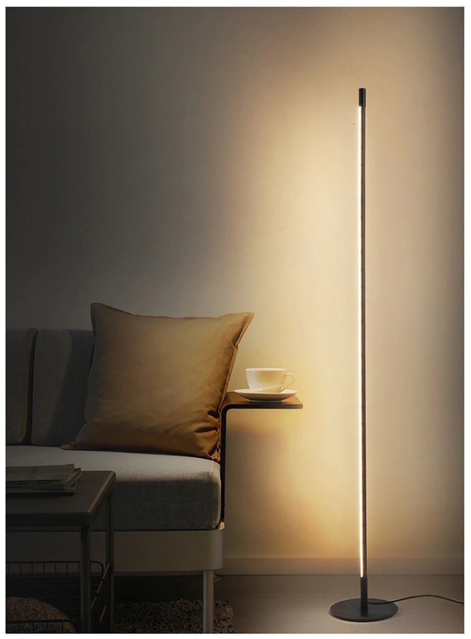 Lámpara de pie The Dahl — luz LED moderna, base redonda estable