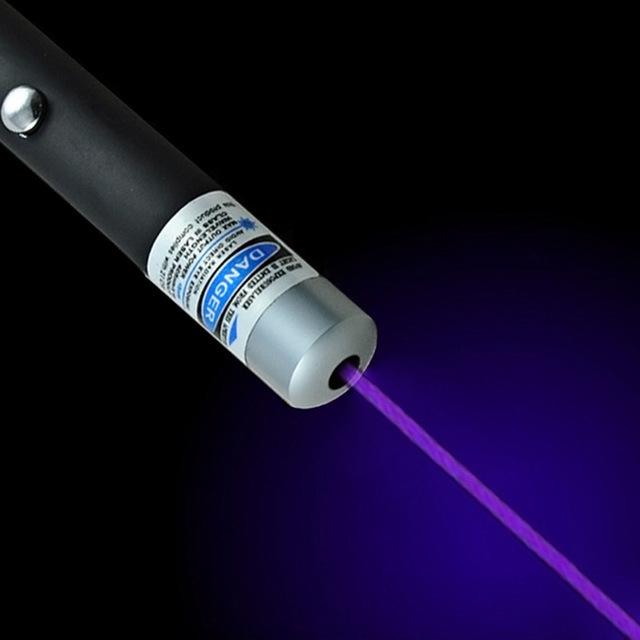 Profesionální laserové ukazovátko Laservisier 5MW — přepínatelné režimy červené, zelené a modré barvy