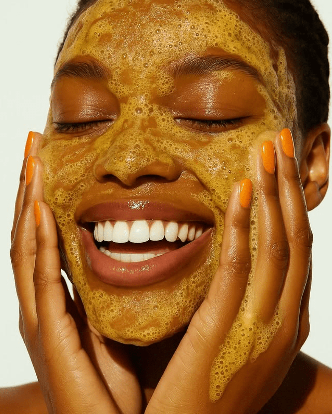 Turmeric & Kojic Acid Gentle Cleansing Bar — Hydrating Brightener
