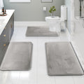 Set di 3 tappetini da bagno in memory foam LuxeCloud — Antiscivolo