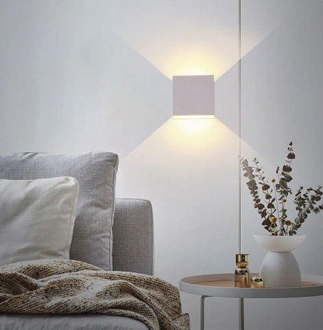 Kortárs, minimalista Asterra skandináv LED-es fali lámpa — lágy fénnyel