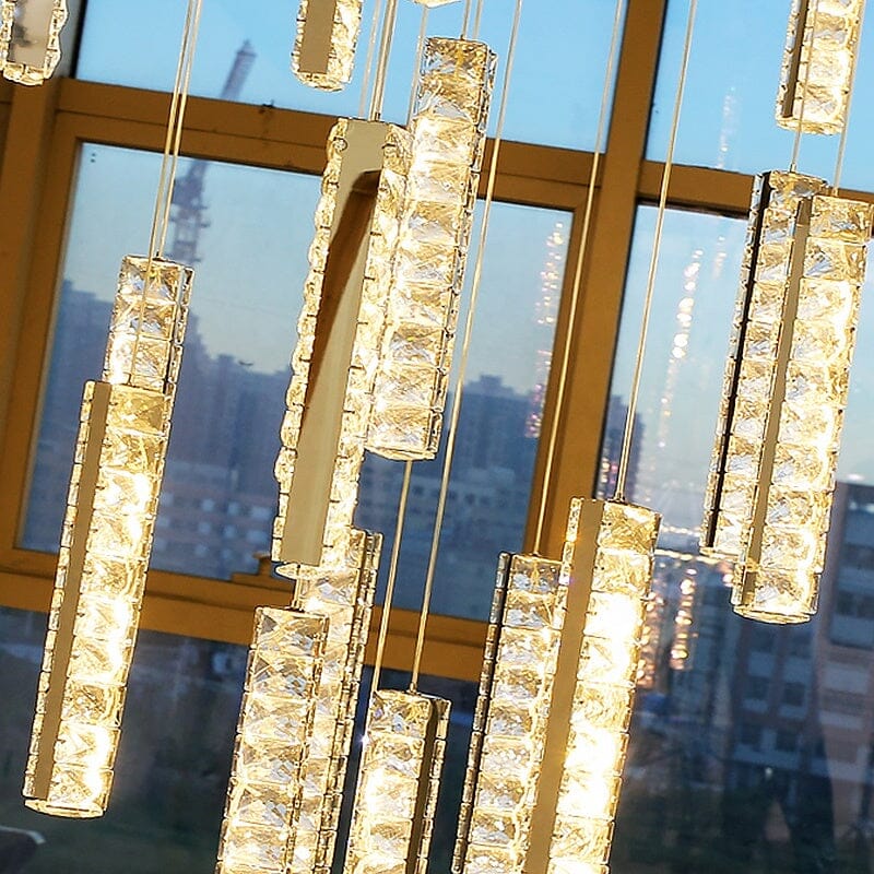 LustreCrest Kristall-Kronleuchter für Treppen mit integrierter LED-Beleuchtung