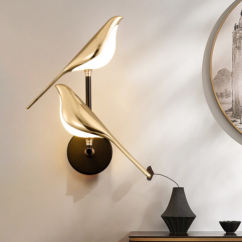 Σκανδιναβικό φωτιστικό τοίχου LED LumiBird με πουλί — Σκανδιναβικός σχεδιασμός