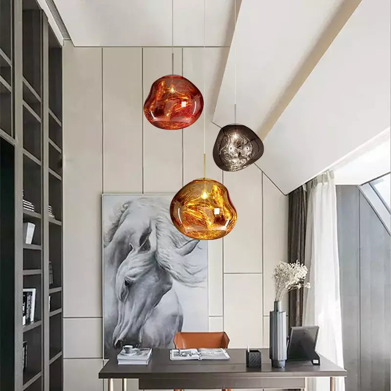 Suspension en verre Liora — Abat-jour sculptural moderne, éclairage d’ambiance chaleureux