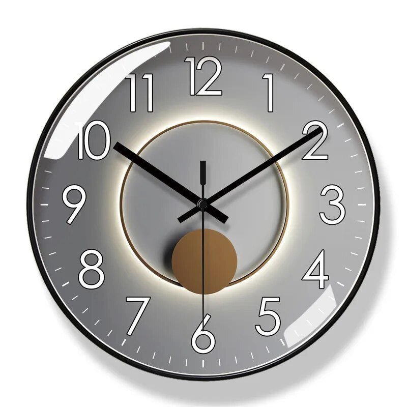 Nordische Wanduhr — modernes minimalistisches Design in Schwarz und Weiß