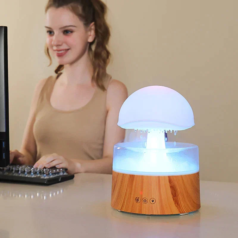 Stolní zvlhčovač vzduchu CalmCloud – houbové mraky, déšť a chladná mlha