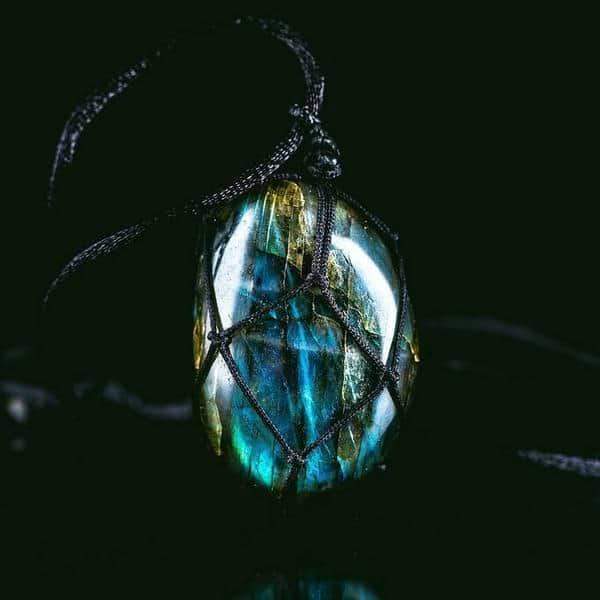 Aris Dragonheart Labradorite Necklace