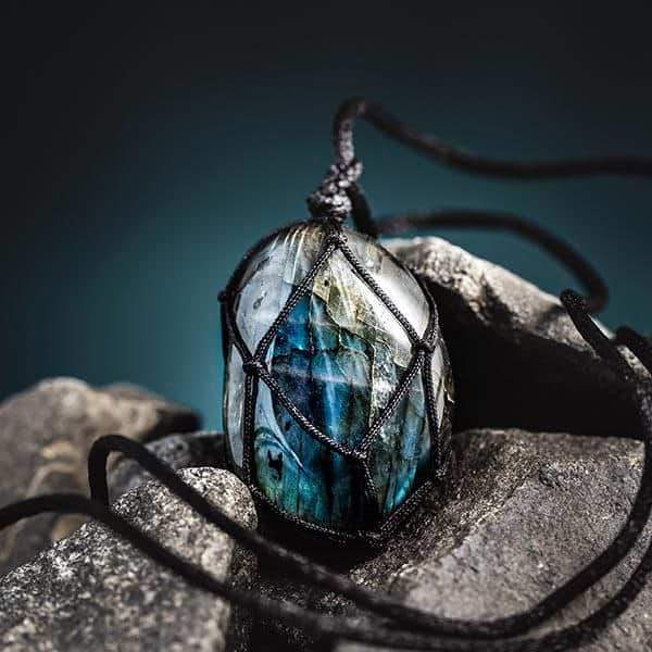 Aris Dragonheart Labradorite Necklace