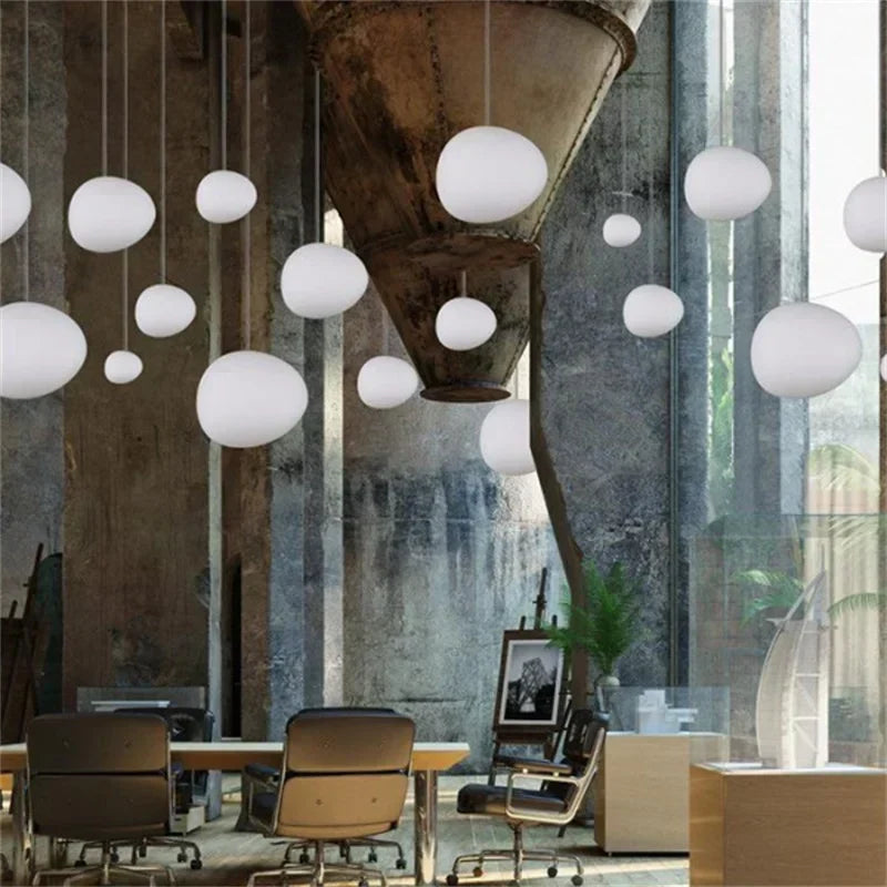 Nado Pendelleuchte — minimalistisches Design, sanftes blendfreies Licht