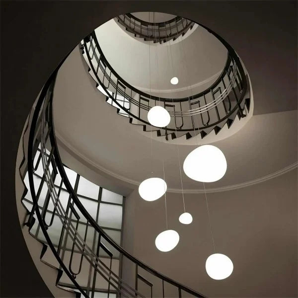 Nado Pendelleuchte — minimalistisches Design, sanftes blendfreies Licht